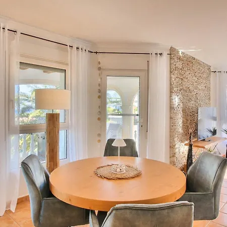 Villa Marquesa Bh *